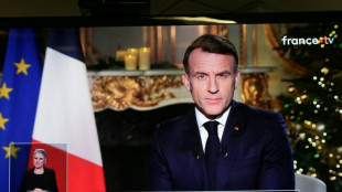 Macron promet une ann&eacute;e 2026 "utile" et de rester au travail "jusqu'&agrave; la derni&egrave;re seconde"