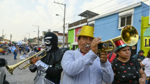 Guatemala: des centaines de personnes f&ecirc;tent le d&eacute;part de la procureure g&eacute;n&eacute;rale sous sanctions