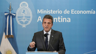 Argentina paga vencimento do FMI com iuanes e empr&eacute;stimo-ponte do CAF